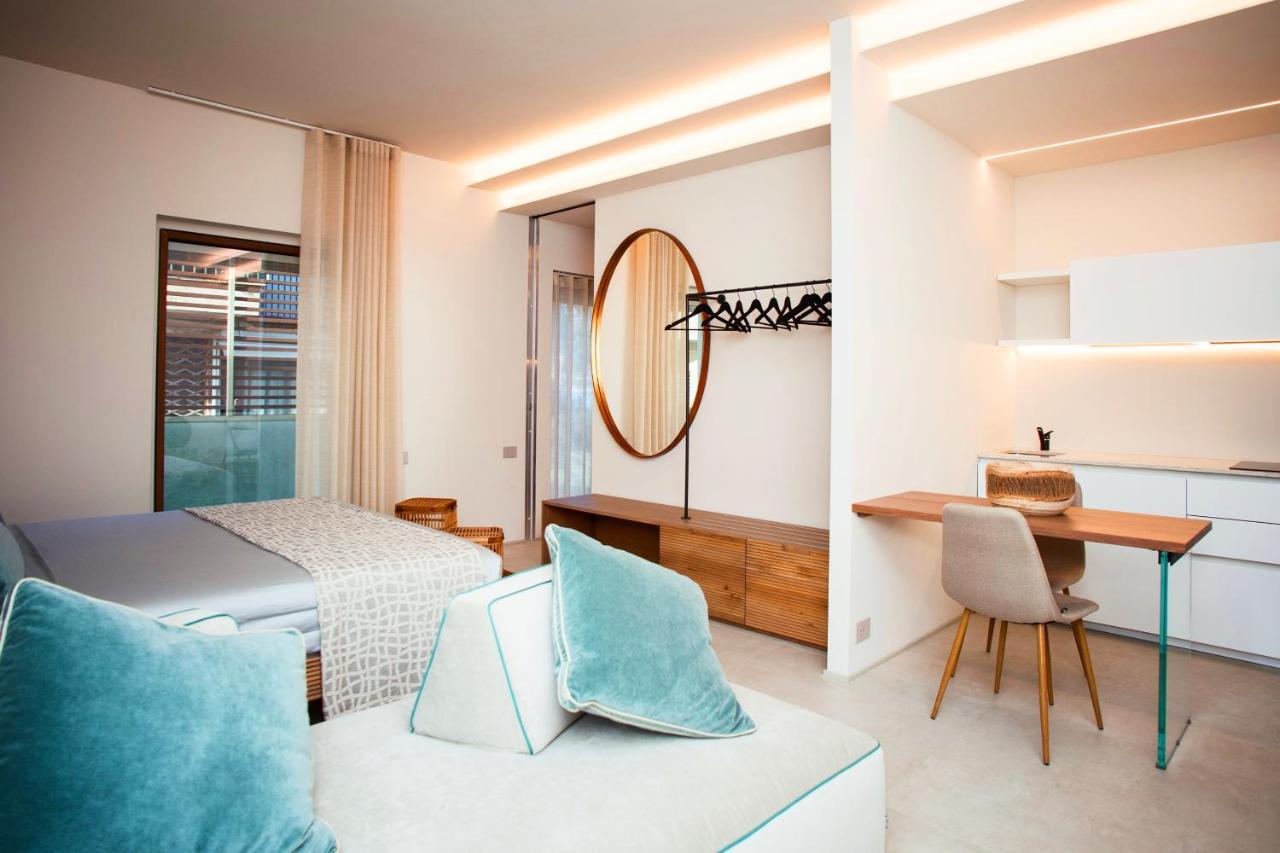 Vistamare Suite & Room Marina di Campo Exterior photo